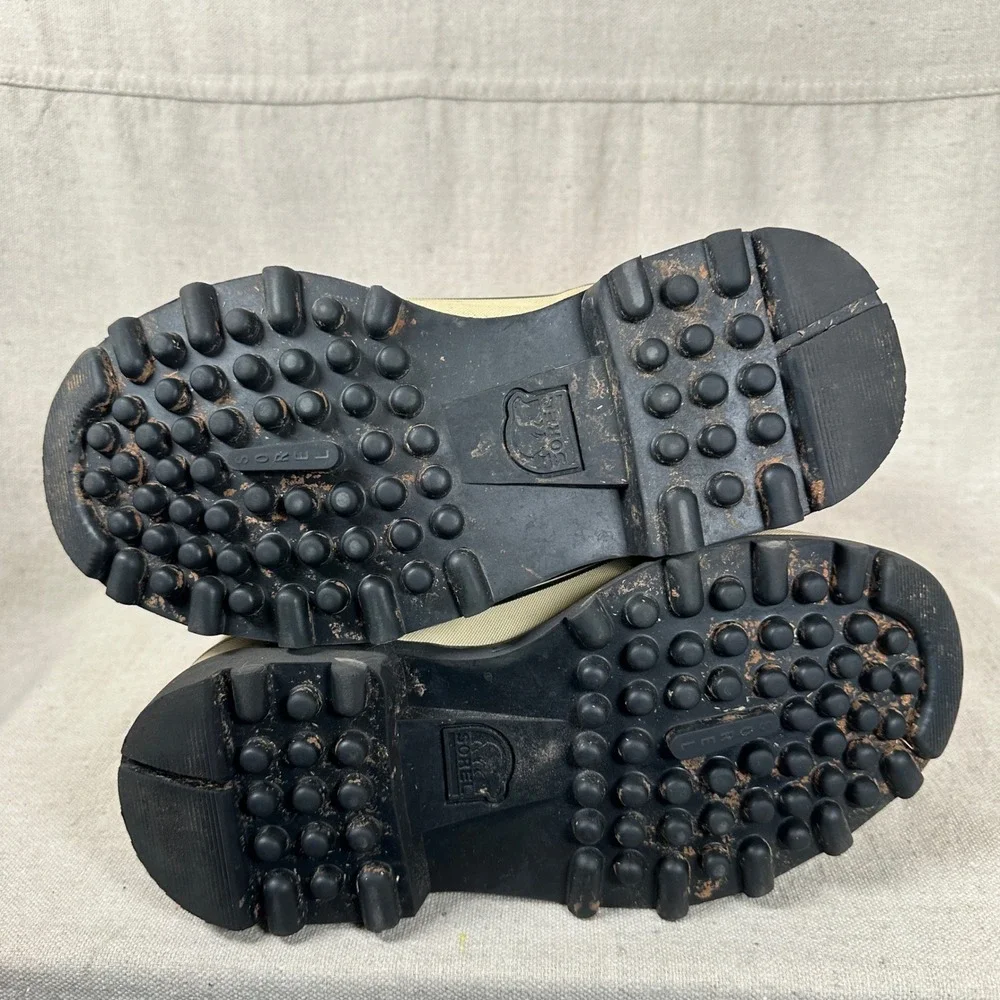 Sorel Kids 4 Caribou Waterproof Winter Snow Boot Tan Black Leather Sherpa Lining
